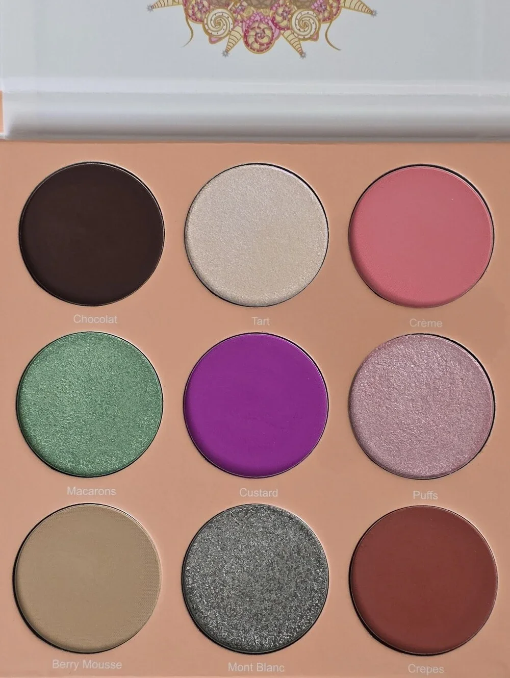 JUVIA'S PLACE THE DOUCE PRESSED POWDER EYESHADOW PALETTE NWOB
